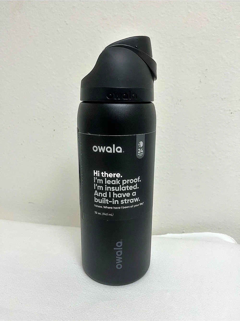 Owala FreeSip 32 oz Stainless Steel Water Bottle 32 oz Water Bottle Black NWT